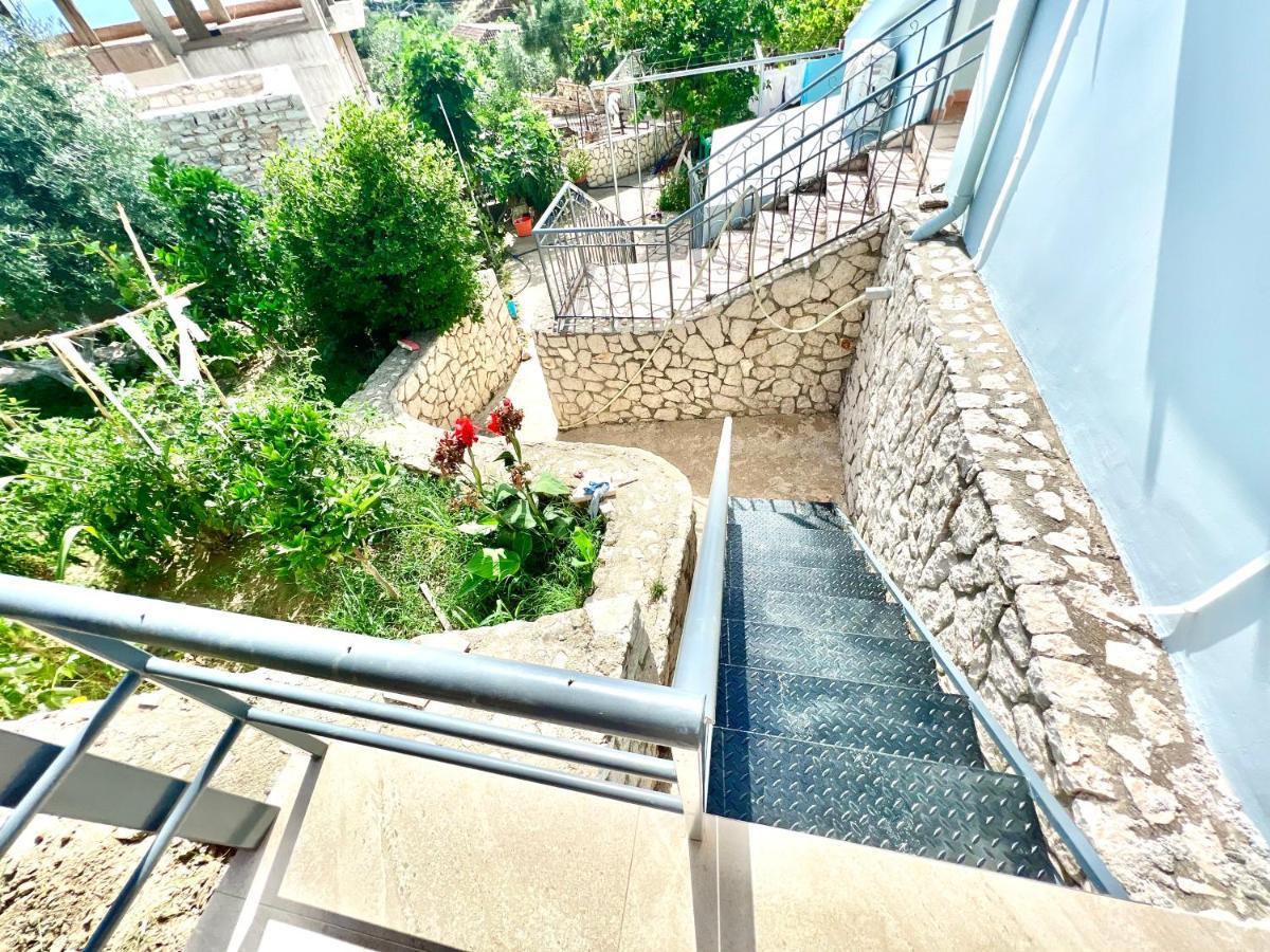 Coral Guesthouse Sarandë Buitenkant foto
