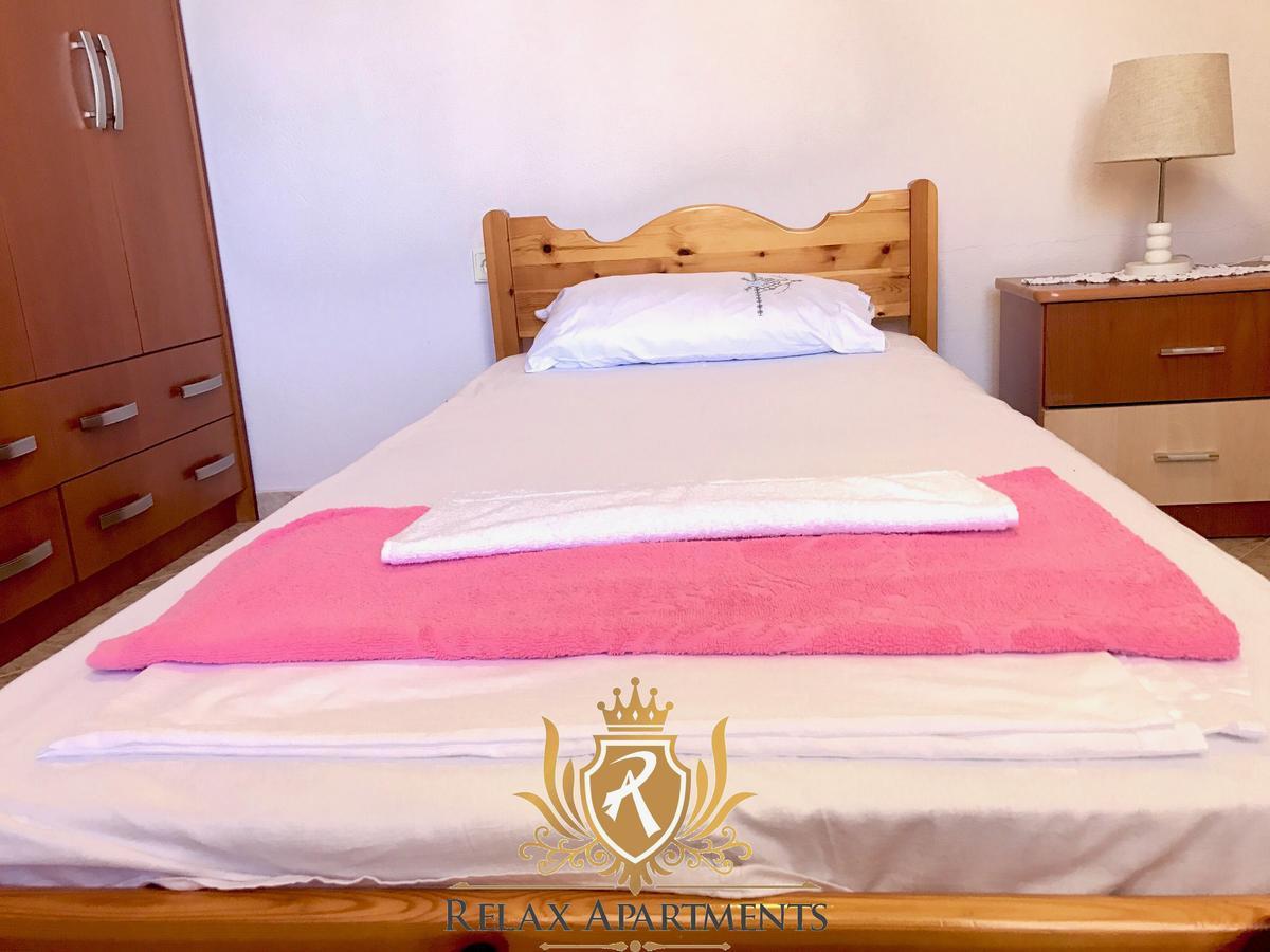 Coral Guesthouse Sarandë Buitenkant foto