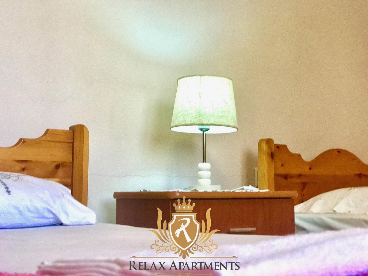 Coral Guesthouse Sarandë Buitenkant foto